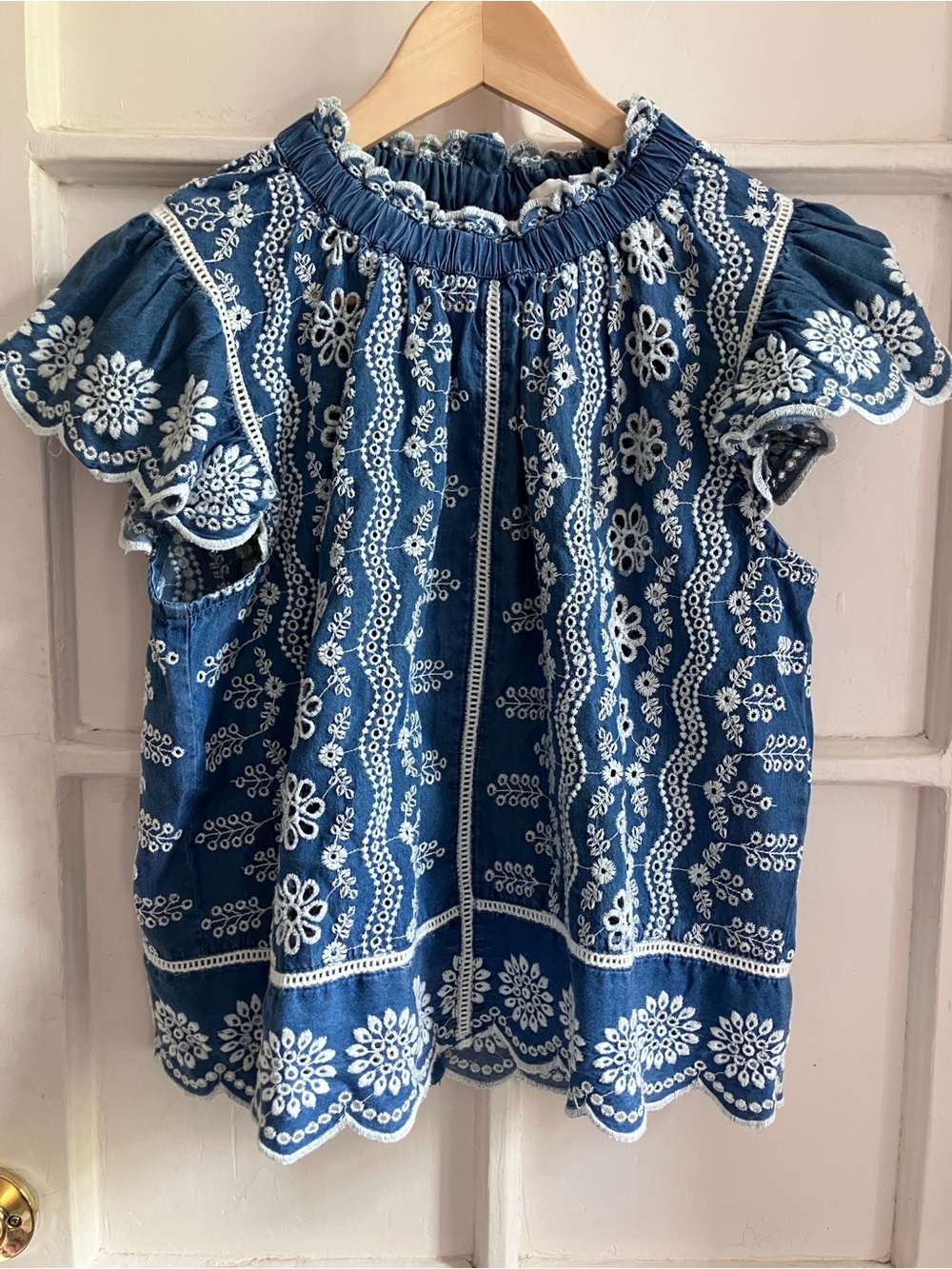Jennifer & Grace Blue White Embroidered Blouse Size S